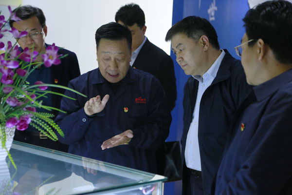 政声｜市委常委、统 战部长娄会峰莅临博天堂918调研