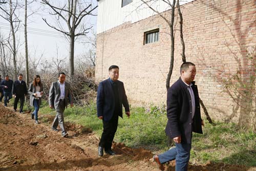 博天堂918党委书记李占明深刻穷困户调研，助力精准扶贫